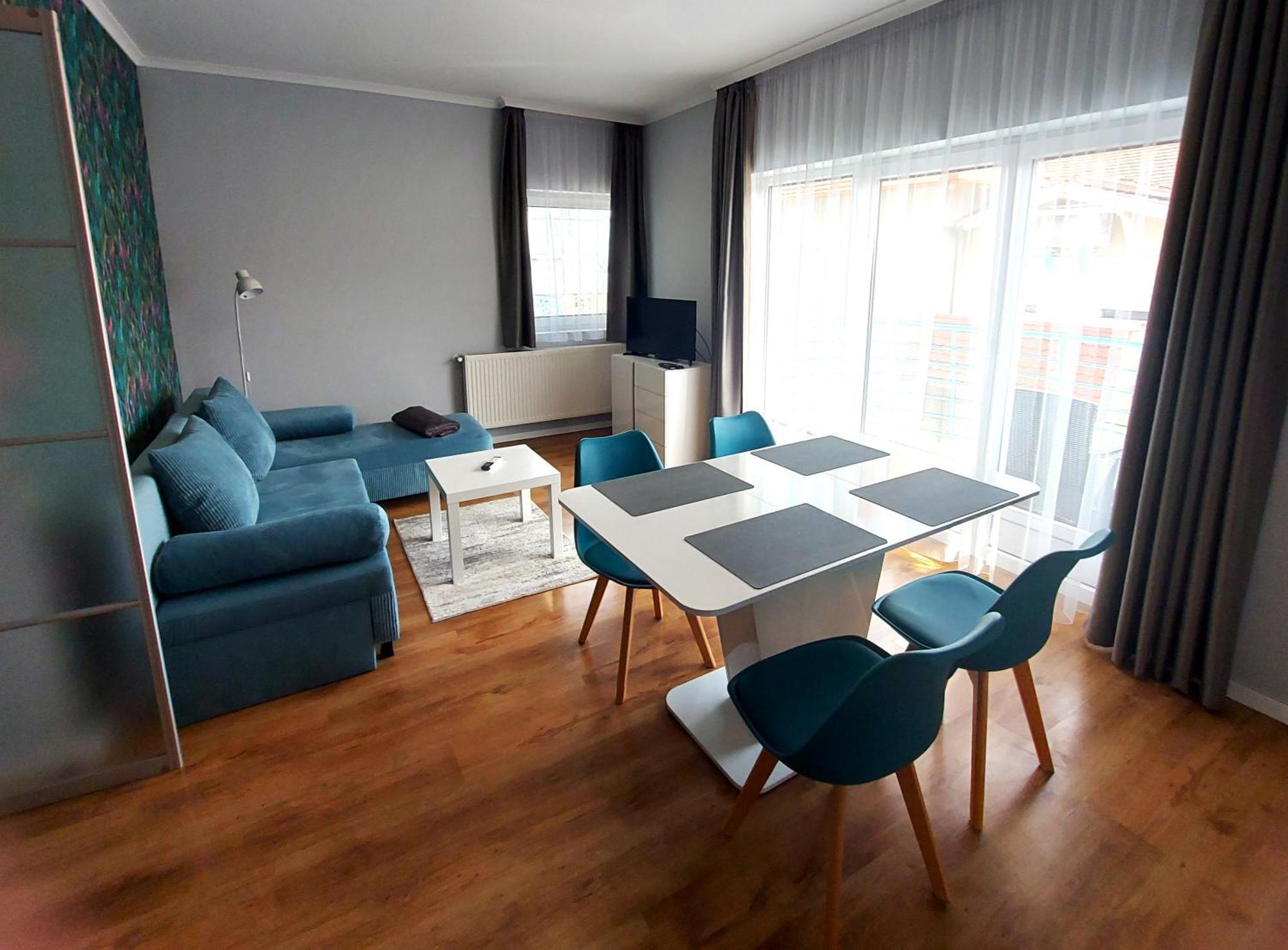 Cafe Relax Apartments Hévíz Exteriör bild